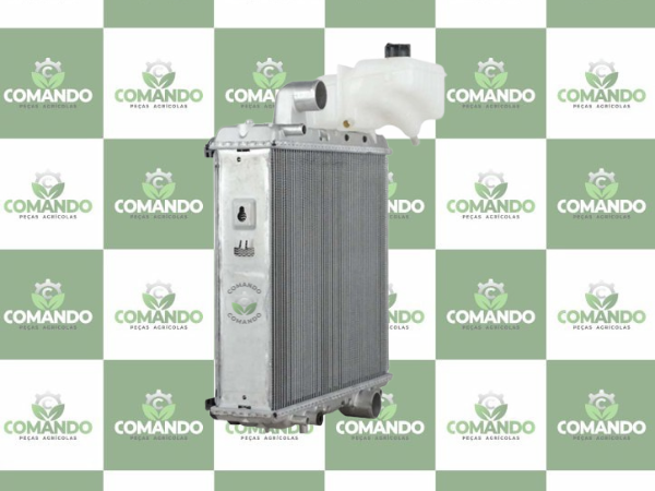 RADIADOR DE AGUA JOHN DEERE AL221117 / AL209041 / AL181231 / AL207770 / AL209431 - Comando Peças Agrícolas